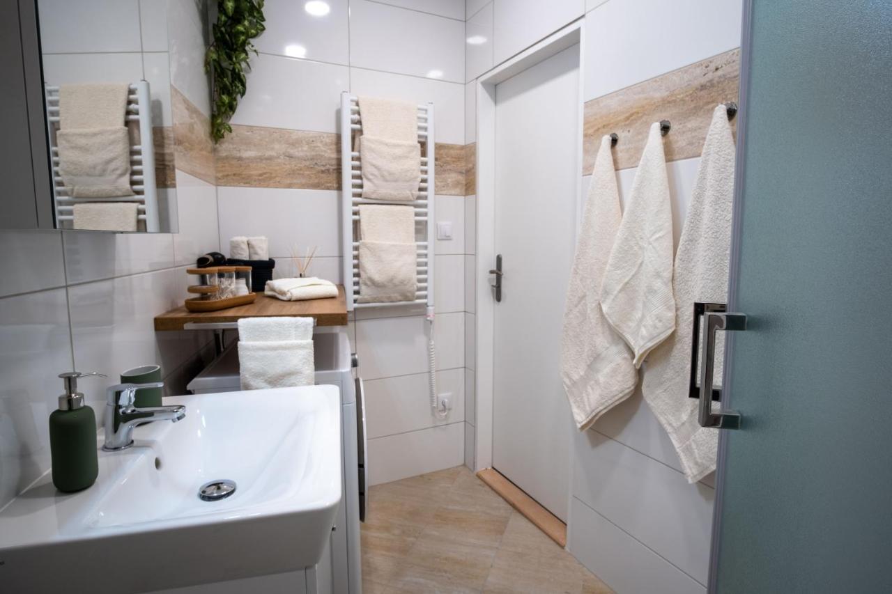 ⭑ Comfy Vip Studio In The Center With Netflix Brno Extérieur photo